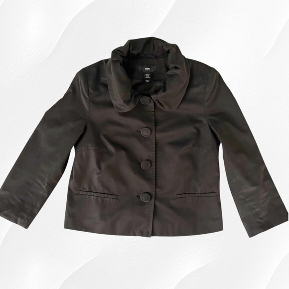 H&M cropped black blazer w ruffle collar and covered buttons - Picture 1 of 15